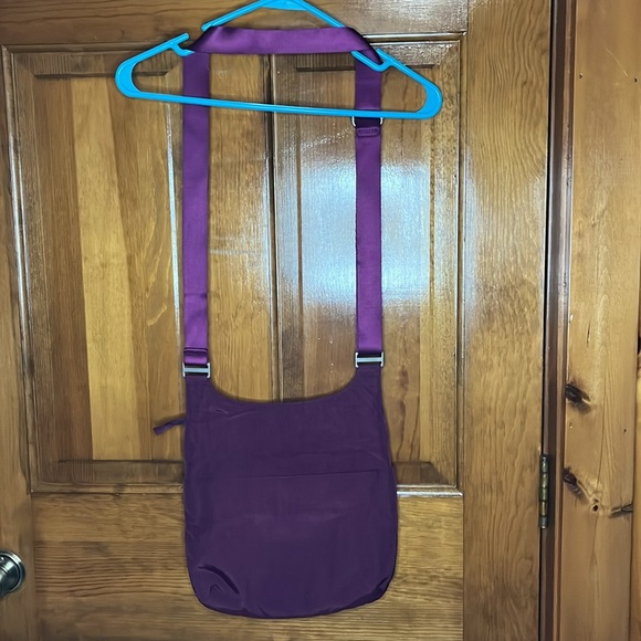 Baggallini Nylon Crossbody Bag - Picture 2 of 8